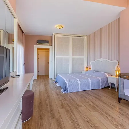 Vista Aparthotel *