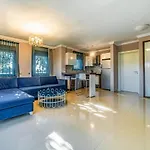 Vista 4*