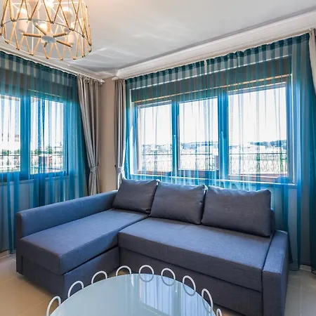 Vista Aparthotel 4*
